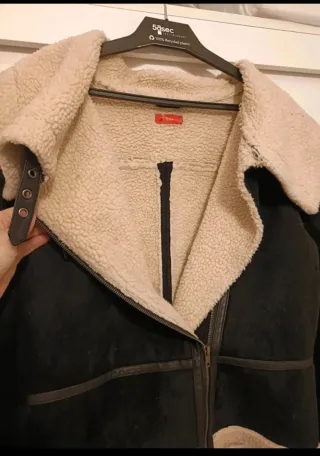 Cazadora Biker Negra con Borrego