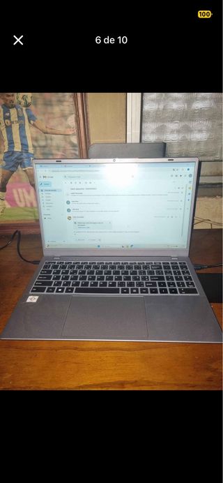 Portátil 15.6'' AMD Ryzen 3 3020e 8GB RAM 256GB