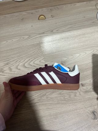 Adidas Samba granates talla 39