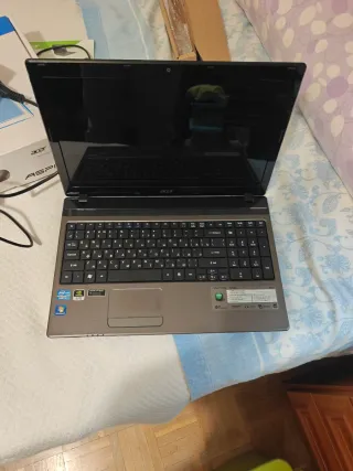 Portátil Acer Aspire 5750G