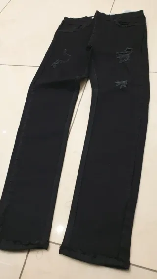 Jeans neri Zara strappati