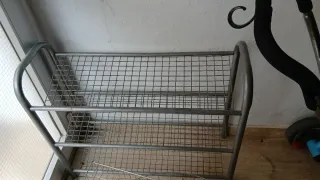 Estantería metálica de 3 baldas