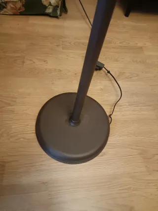 2 Lámparas de pie rústicas