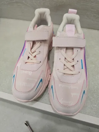 Zapatillas niña rosa talla 33