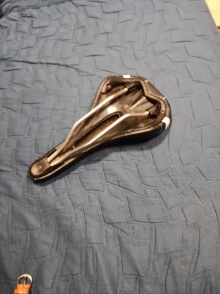 Sillín BH Negro y Blanco