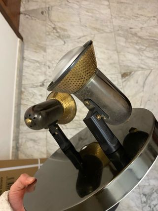 Lámparas de techo negra y dorada