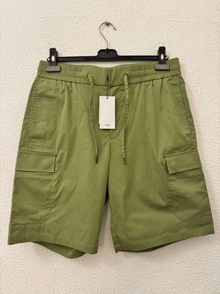 Pantalón corto cargo verde Mango