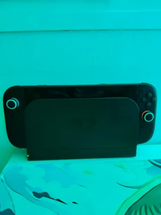 Nintendo Switch 2 con Pokémon leyendas Z y mandos