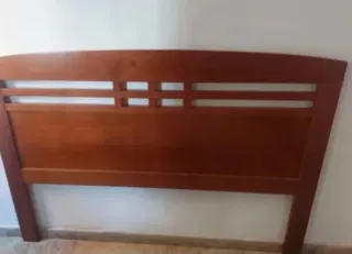 Cabecero de cama de madera