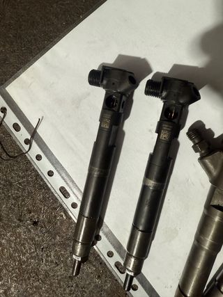 Inyectores Bosch 0446301142 – 2 unidades