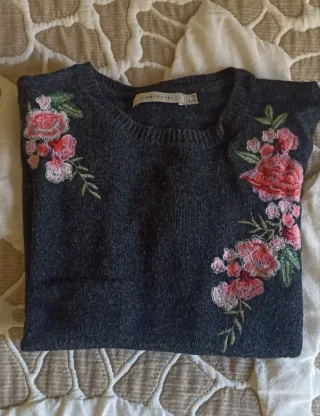 Jersey Cortefiel bordado flores gris Talla S