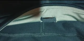 Mallas deportivas Mango verdes y grises