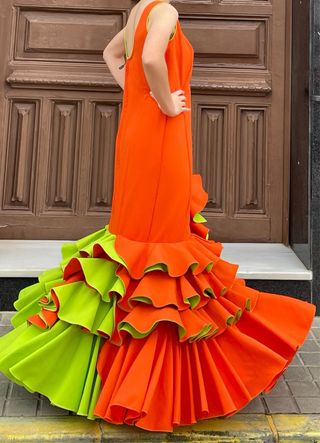 Traje de Flamenca Talla 38 esta nuevo