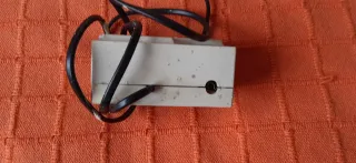 Amplificador de antena IKUSI AP-100