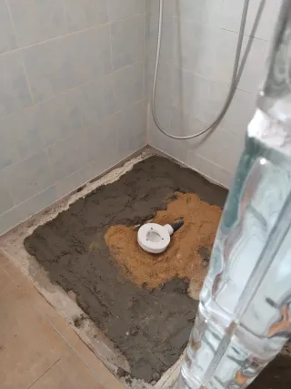 Cambio de plato de ducha