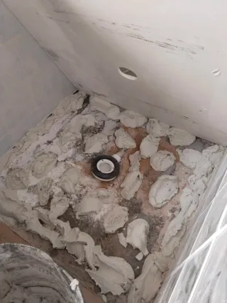 Cambio de plato de ducha