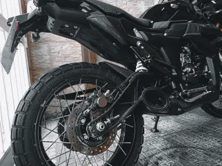 Zontes G125 Negro metalizado.