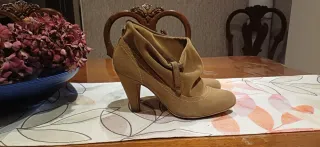 Botines Bershka tacón ante marrón