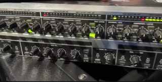Behringer Multicom y Multifex Procesador