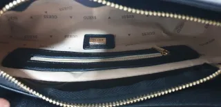 Bolso Guess Negro Elegante con Monedero