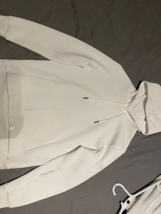 Sudadera Blanca Dan John