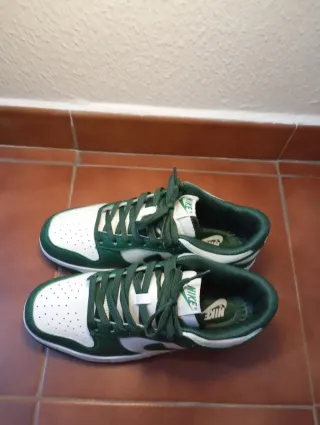 Nike Dunk Low Verdes y Blancas Talla 41