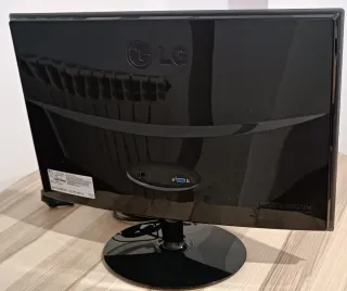 Monitor LG Flatron E2240