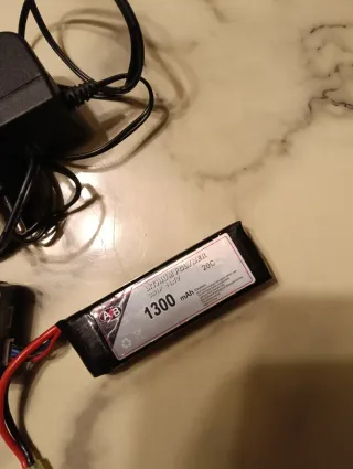 Caricabatteria E-sky EK2-0851 Li-ion batteria 1300