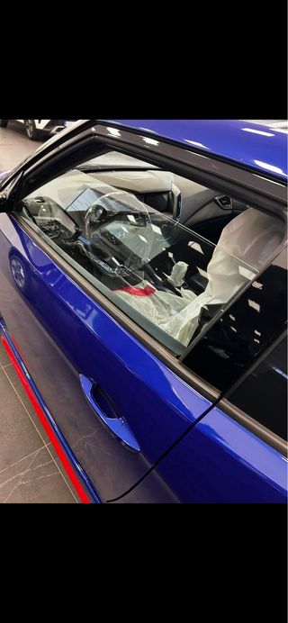 Hyundai Veloster 2013
