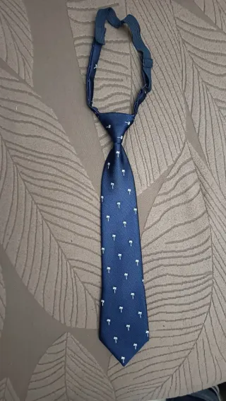 Corbata de niño, Mayoral