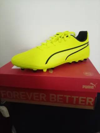 Botas de fútbol PUMA amarillas