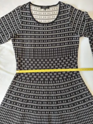 Vestido midi lana negro