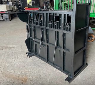 Cajón de herrar para ganado bravo