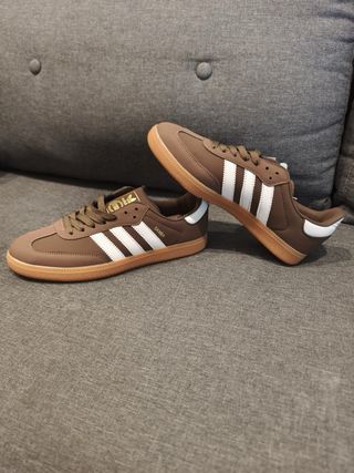 Adidas Samba Marrón y Blanco