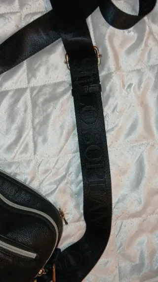 Borsello nero a scacchi