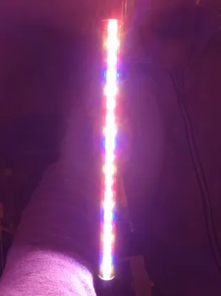 Luz LED para crecimiento de plantas