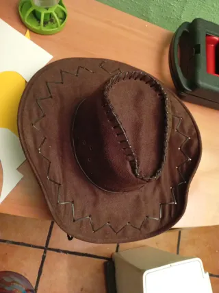 Sombrero vaquero marrón