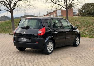 Renault Scenic. 1.5 dci