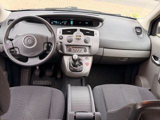 Renault Scenic. 1.5 dci