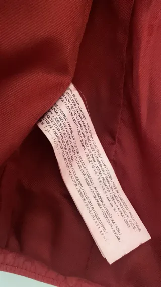 Chaqueta de piel marca Mango roja Talla S