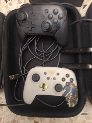 Nintendo Switch Gris/Negro y lote complementos