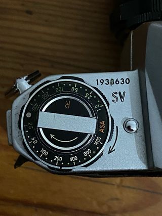 Pentax SV Cámara Plata con Lente 55mm f1.8