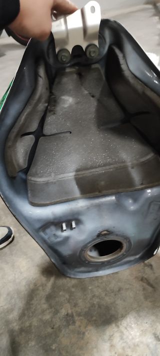 Depósito Gasolina Yamaha R6 2005
