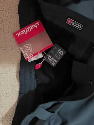 Pantalón Corto +8000 Gris Talla L