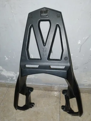 Baúl y Soporte para  Yamaha fz8