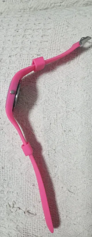 Reloj rosa deportivo