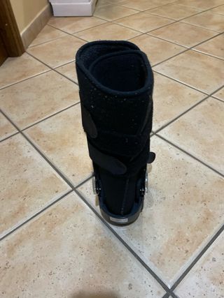 Bota Ortopédica Walker Negra