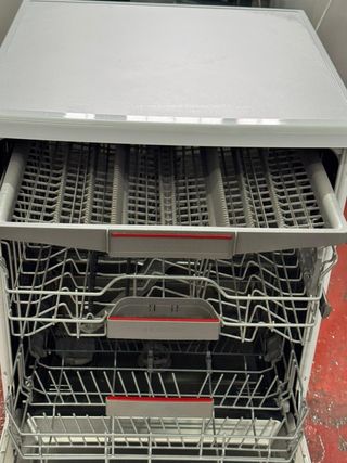 LAVAVAJILLAS BOSCH SERIE 4 DE TRES BANDEJAS