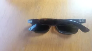 Gafas de sol Ray-Ban marrones y verdes