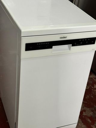 LAVAVAJILLAS SAUBER TRES BANDEJAS DE 45cm ANCHO